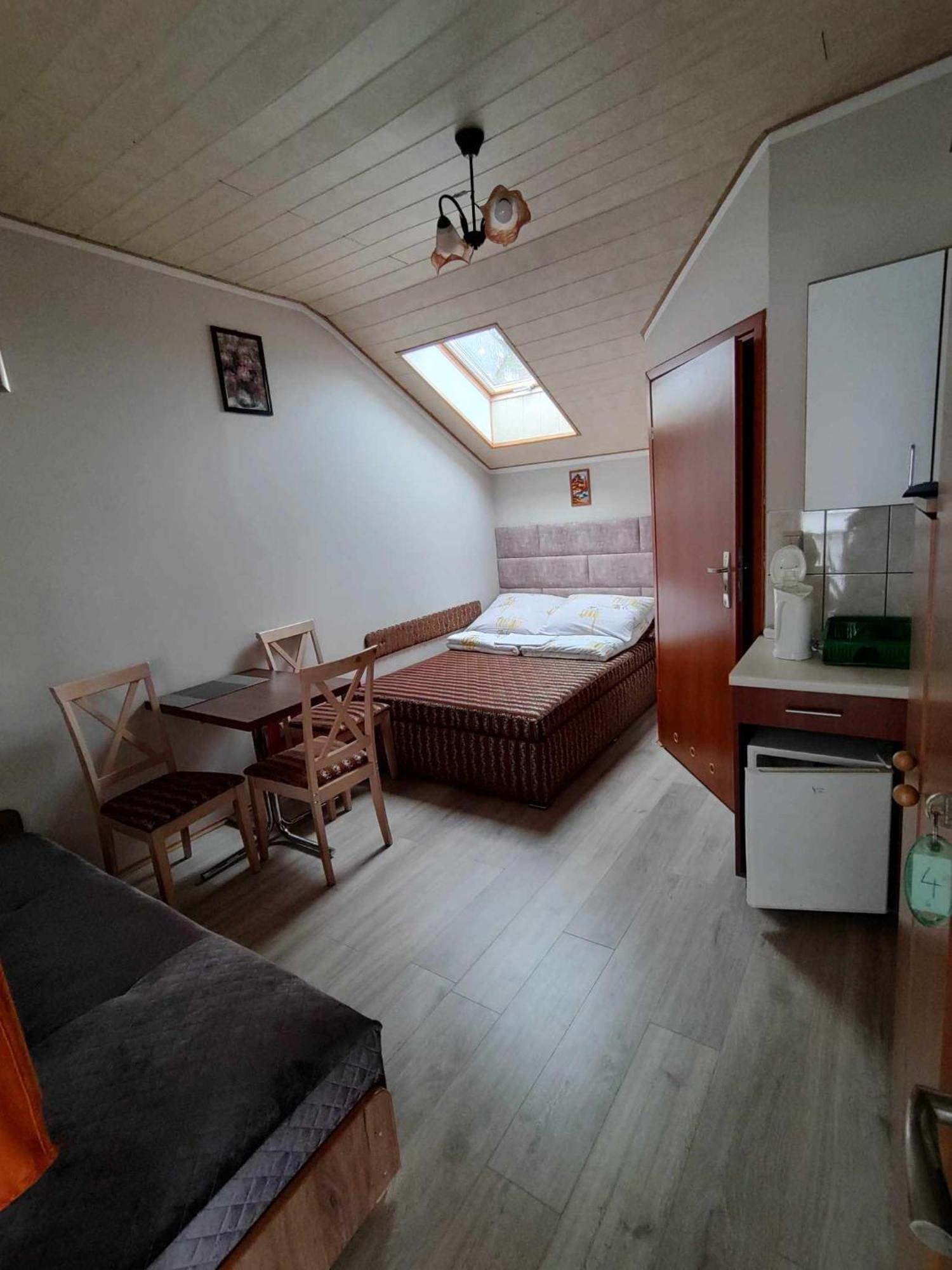 Noclegi Na Cichej - Losiowka ชตูตอวอ ภายนอก รูปภาพ